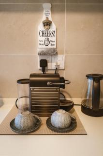 New Cozy Georgetown Studio - 9