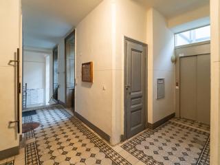 Delightful Duplex Danube Canal - 1