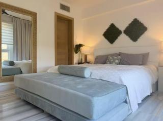 Seawinds Beachfront -Top Floor Less Mosquitos -Full Security - 5