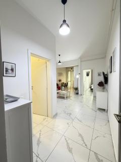Lazar Tower Area by ComfyStay GAP Apartments - 8