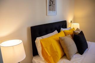 HOM I Metro SantaIsabel Wifi Piscina Ciudad Balcon - 5