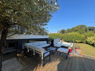 Rez-de-chaussée rénové avec jardin clos, à 1,6 km de la plage, idéal pour 2 adultes et 2 enfants - FR-1-364-142 - 0