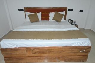 Hotel Ayodhya Grand-Luxury Stay Near Ram Mandir & Saryu Ghat - 5