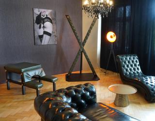 Exklusives und stilvoll eingerichtetes Apartment für Erwachsene - 0