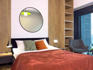 Urban Apartments Global Loft 17th Floor No 17 - Free Garage - Self Check-in - No deposit - 4