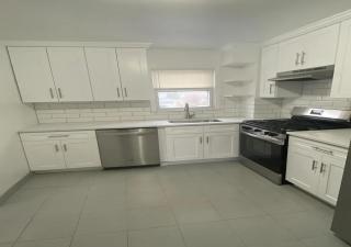 Great Location! Spacious 3BR Loft in Midtown West! - 3