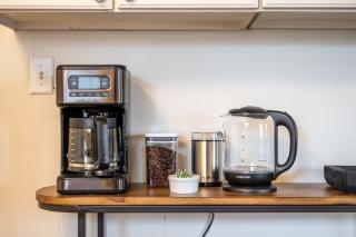 Family Neighborhood - Full Yard - Parking - 1