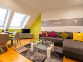 Bright Duplex Danube Canal - 0