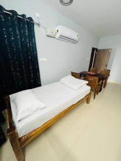 Karthhikk Homestay - Malpe Beach - 3