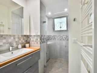 Maison rénovée, confort moderne, quartier calme, parking - FR-1-498-120 - 1