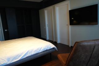 Flat 6 - Luxury Designer Apartment - 2