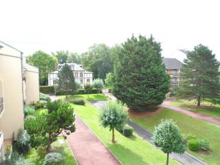 Appartement 2 pièces avec balcon ensoleillé près de l'hippodrome de Cabourg - FR-1-487-297 - 1