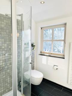 Erlen Apartment- 5 Personen-2 Schlafzimmer- Parkplatz- Waschmaschine - 2