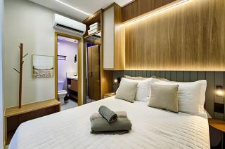 Ap até 4 hóspedes, Frente Praia, Varanda, na Barra de Ondina , de Frente para o Circuito do Carnaval, Jr Catito - 1