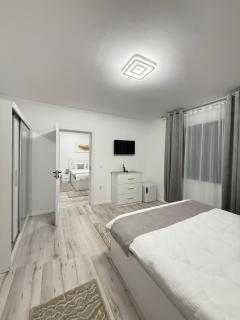 Fenyő Villa , Vila Bradul - 4