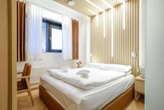 Polar Nook Hotel - 8