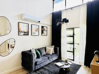 Charming 2-Bedroom Flat in the Heart of Rivonia - 9
