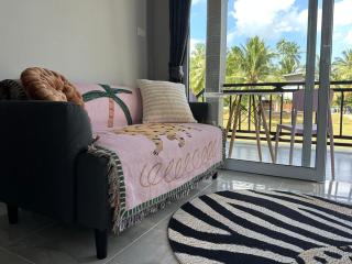 Hill View Home 3 - 6