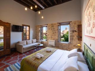 Colours - Old Town - Studios - 9