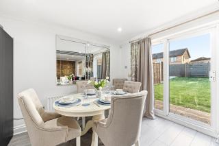 Keaton House - Close to City Centre - Free Parking, Spacious Garden, Fast Wifi and Smart TV by Yoko Property - 3