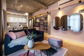 FLH - Old City Vibes Apartments - Old Town - 0