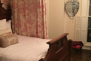 Large Historic Mansion - 4