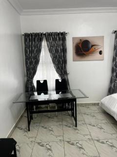 Grand Duplex 4BR Luxury with Huge Compound - 8