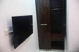 Grand Duplex 4BR Luxury with Huge Compound - 3