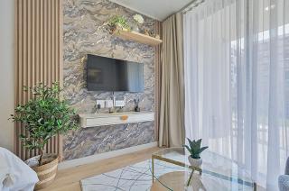 Sophisticated Studio in Rosebank's Premier Address - 9