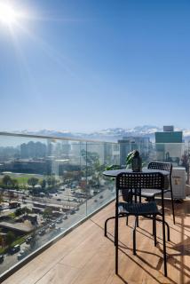 2BR Oasis in Las Condes Ready for Relaxation - 5