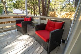 Tiki Cottage Lake Texoma - Hot Tub & Fun - 7