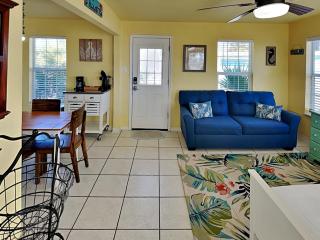 Rockport Redfish Cottage - Rockport - 1