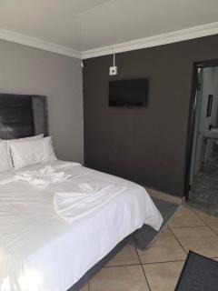 The Good Samaritan 4 - 1