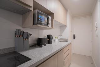 Modern Urban Studio in Santa Lucia Prime Location - 7