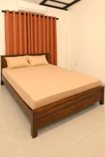 Stylish AC Apartment - Mt Lavinia Beach Walk - 3