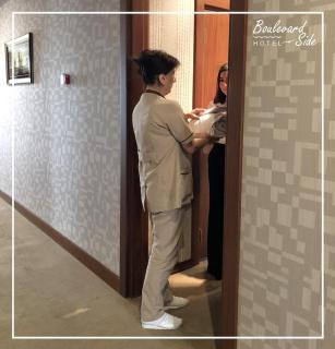 Boulevard Side Hotel - 1