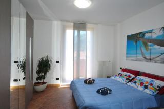 villa between lake and mountains - 2