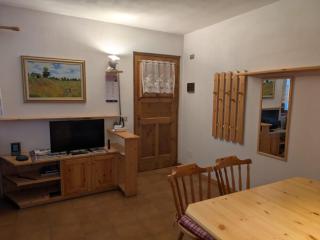 Wooden Chalet in the Alps, Valdisotto - 8