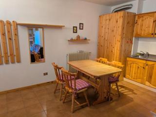 Wooden Chalet in the Alps, Valdisotto - 4