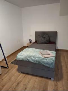 Schöne Vollausgestattete Gästewohnung Direkt in der Gartenstadt Leuna und nähe Geiseltalsee für 2 Personen 2210 - 4