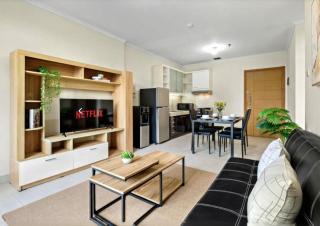 Golf View Apartment 2BR - Spacious, Comfortable - Pondok Indah - 0