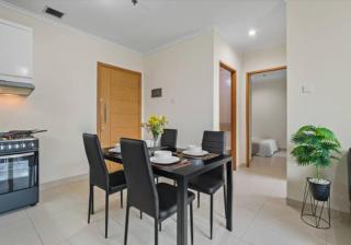 Golf View Apartment 2BR - Spacious, Comfortable - Pondok Indah - 7
