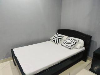 Quality apartment with shared living room - 6