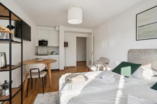 Modern studio near main station - Crown 16 - 2