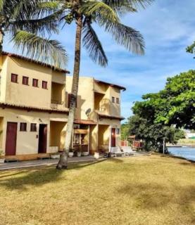 Casa com Piscina em condominio - 1