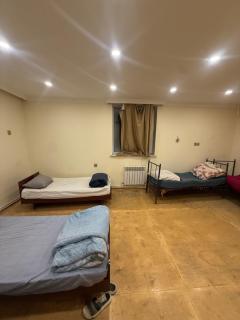 Rova Home & Hostel - 4