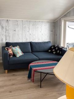 Modernized Log Cabin With Views Of The Mountains - Ron - 3