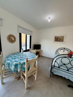 Del Valle Centro 4 - 5