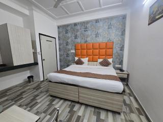 Hotel The Indian Caste Near IGI Delhi - 3