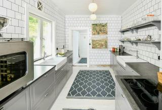 Historic Summer House By The Water On Ulvön - 6